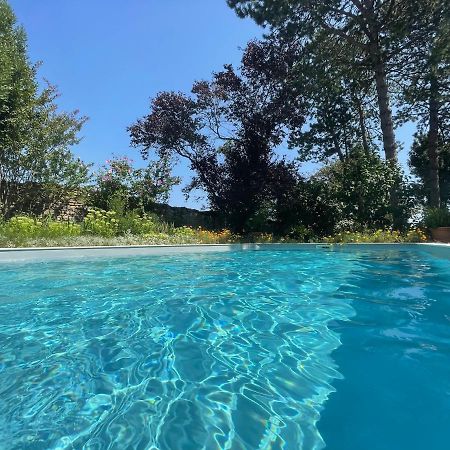Bed and Breakfast Fleurs De Vignes Piscine Montagny-lès-Beaune Exteriér fotografie
